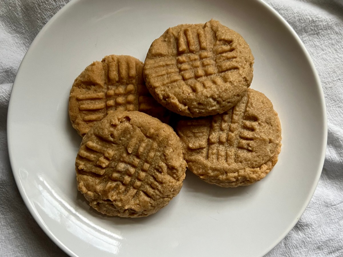 3 Ingredient Peanut Butter&nbsp;Cookies